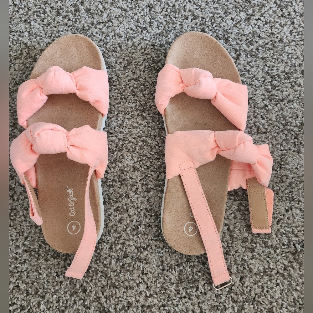Cat and jack coral sandals size 4